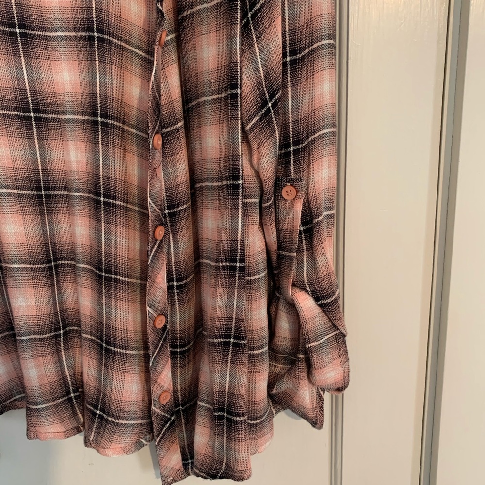 Button down top - Picture 9 of 9